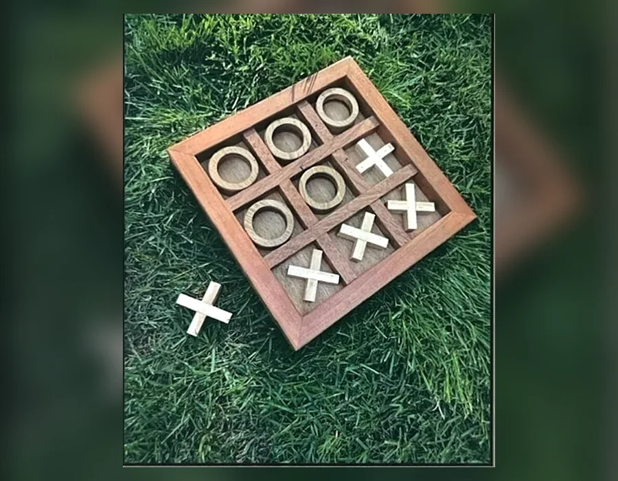 Morpion géant artisanal en bois