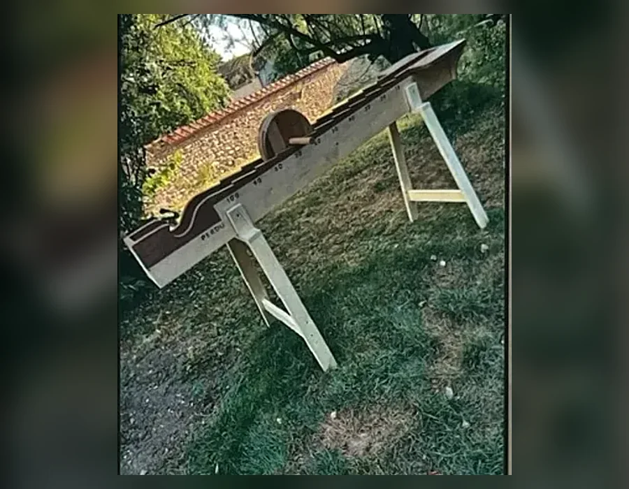 Jeu de la meule artisanal en bois